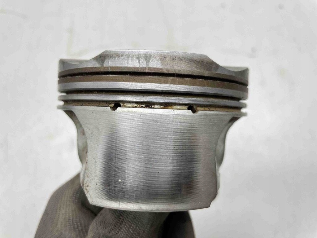 фото №11, Поршень з шатун bmw 7 f01 f02 f03 f04 764689204