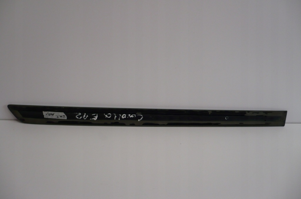 фото №5, Toyota corolla e 12 e12 молдинг дверь левая задняя 5 дверь