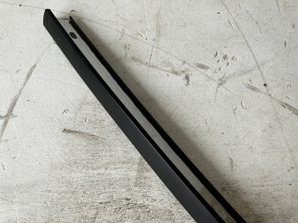 фото №5, Rav4 v молдинг декоративная дверь правый задняя