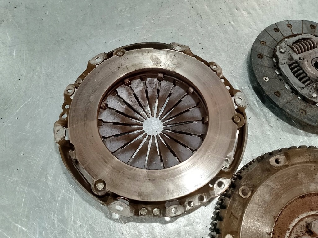 фото №6, Зчеплення повний peugeot 307 9661027980 2.0 16v