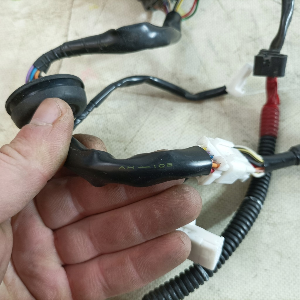 фото №8, Mazda 3 iv 19- джгут шланг поворотник usa