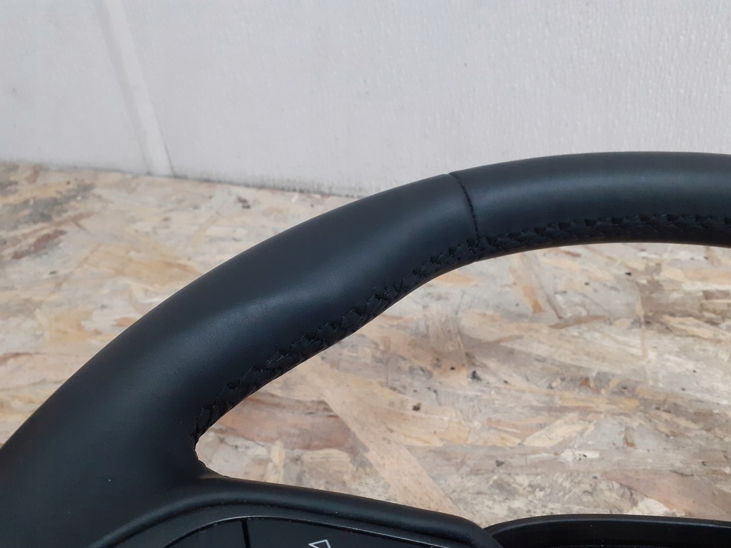 фото №6, Charger challenger 2015- повітропровід шкіра jak nowa