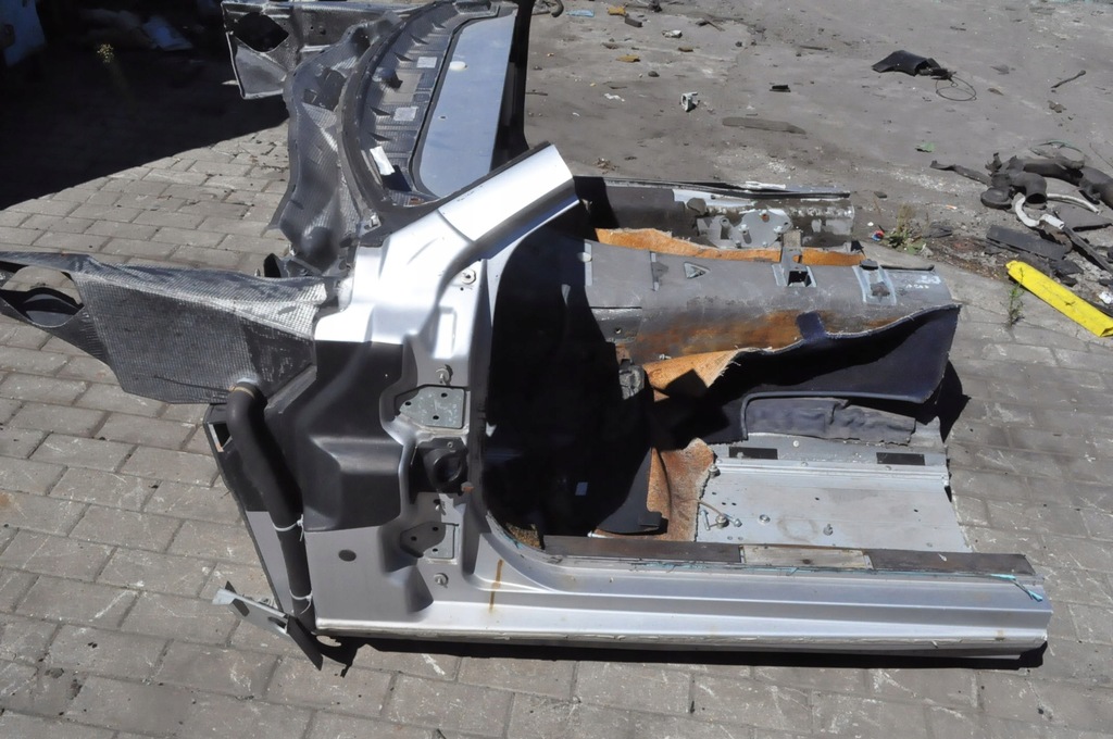 фото №1, Aston martin vanquish i vantage четверть лонжерон левая правая порог