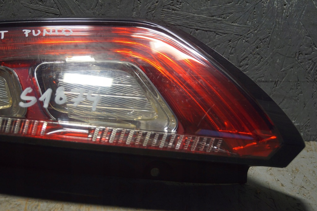 фото №8, Fiat grande punto evo лампа правий задня s1874