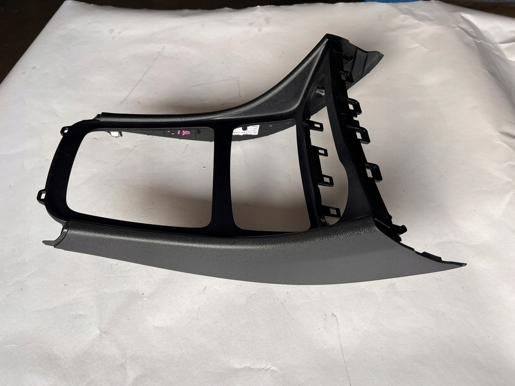 фото №1, Mercedes a klasa w176 рамка dekor туннель a1766800471