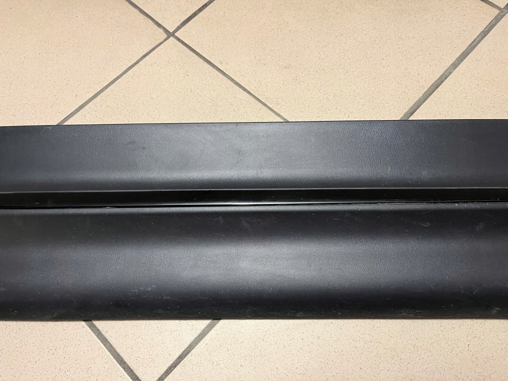 фото №4, Mercedes glb w247 a247 молдинг двері передня перед права