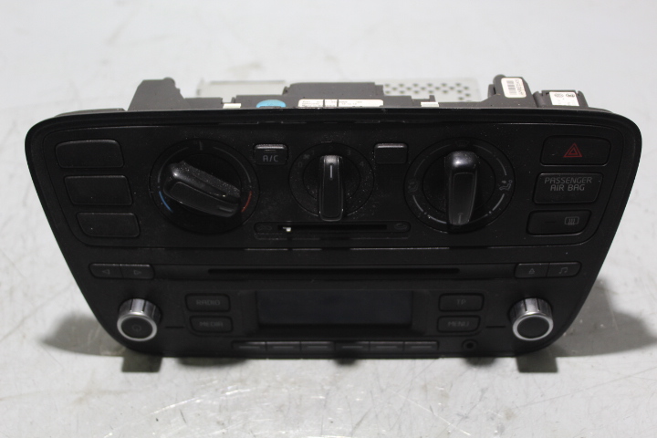 фото №1, Радіо з панель керування обдув seat mii