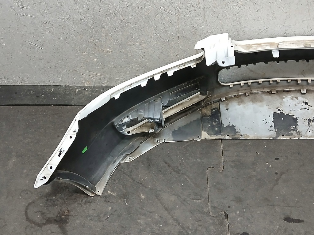 фото №4, Бампер перед повреждённый