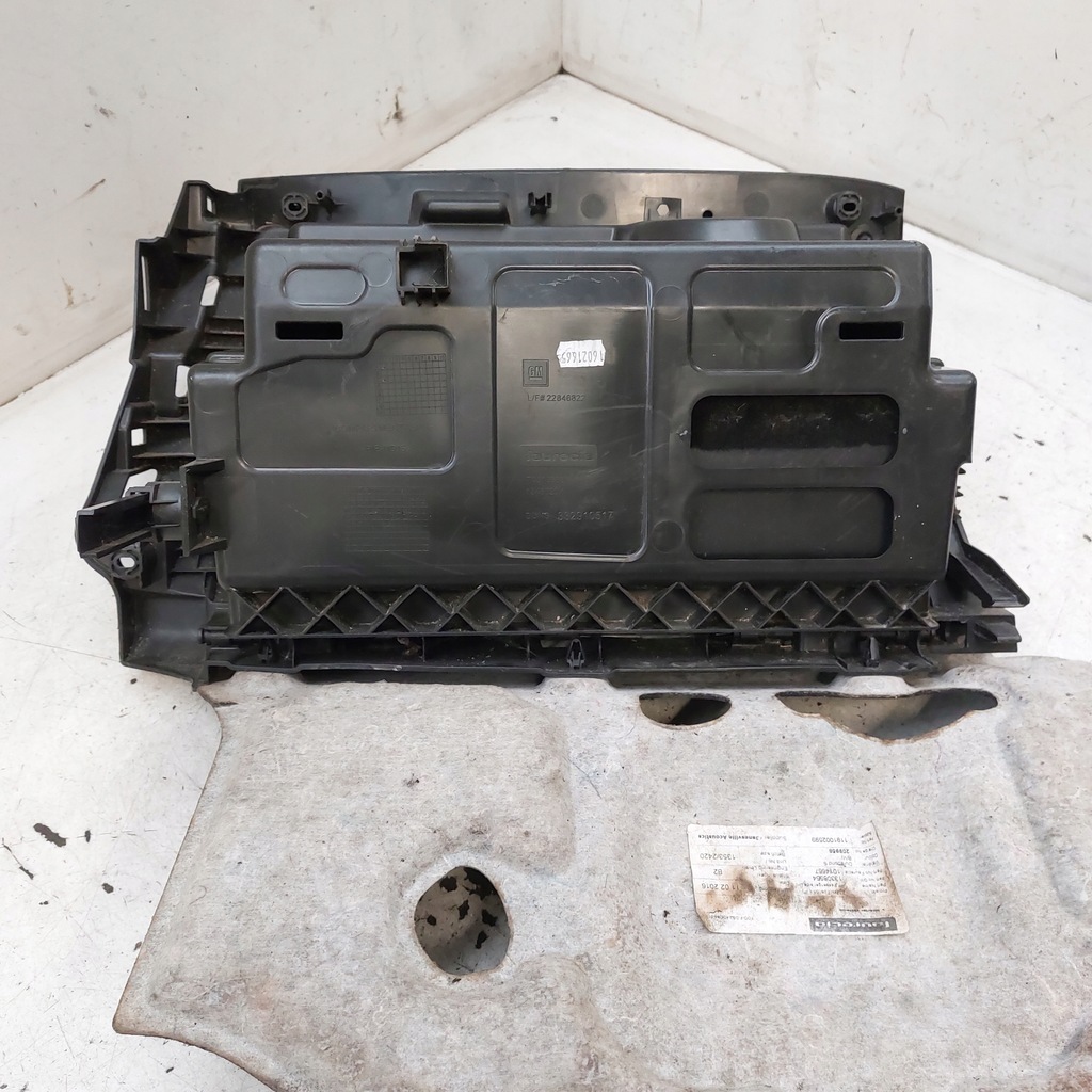 фото №8, Opel insignia a lift бардачок пасажира 22846822 332910517