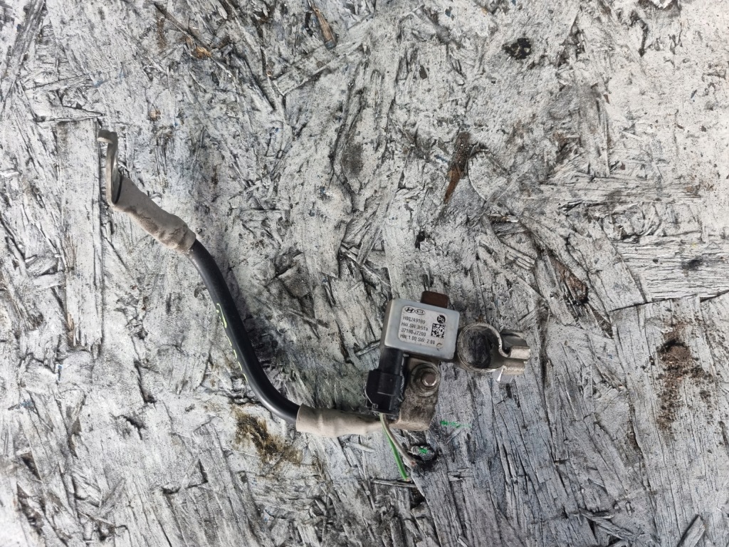 Купити Kia ceed 3 18-26 клема мінусова 37180-j7200