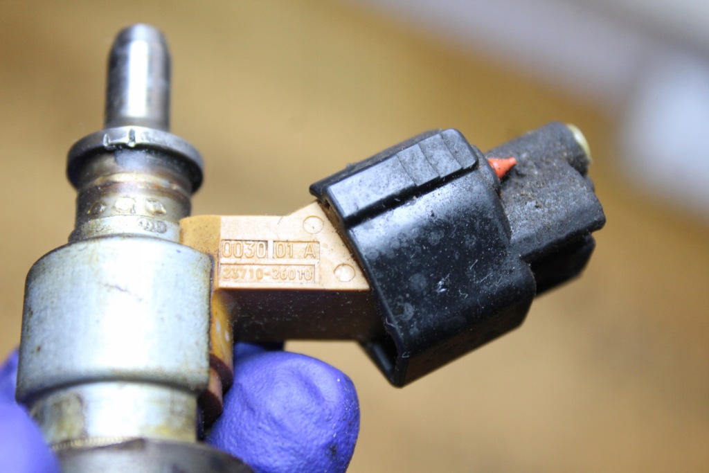 фото №11, П'ятий інжектор форсунка avensis t27 t25 auris 2.2 d4d dpf 23710-26010