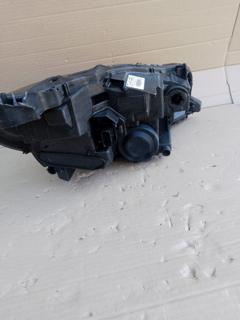 фото №11, Peugeot 208 ii 20-23 лампа левая перед передняя full led