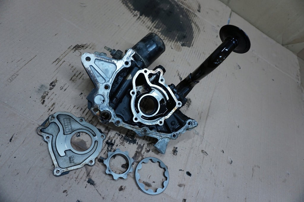 фото №1, Pajero pinin насос масла 1,8 gdi