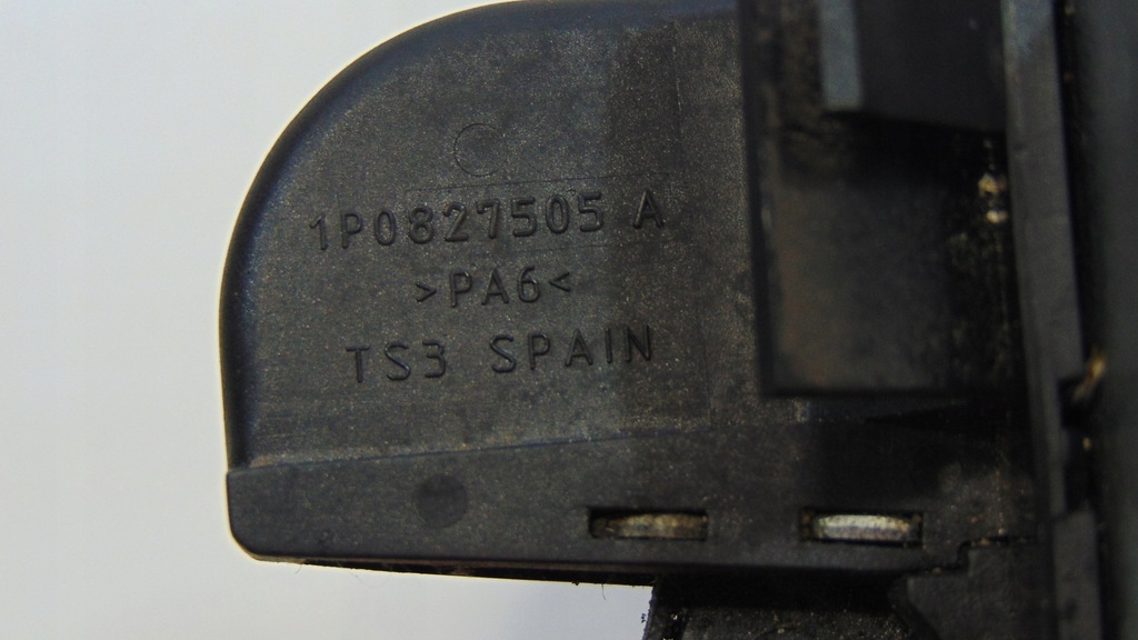 фото №5, Ручка крышки задняя 5p0827565c seat toledo iii