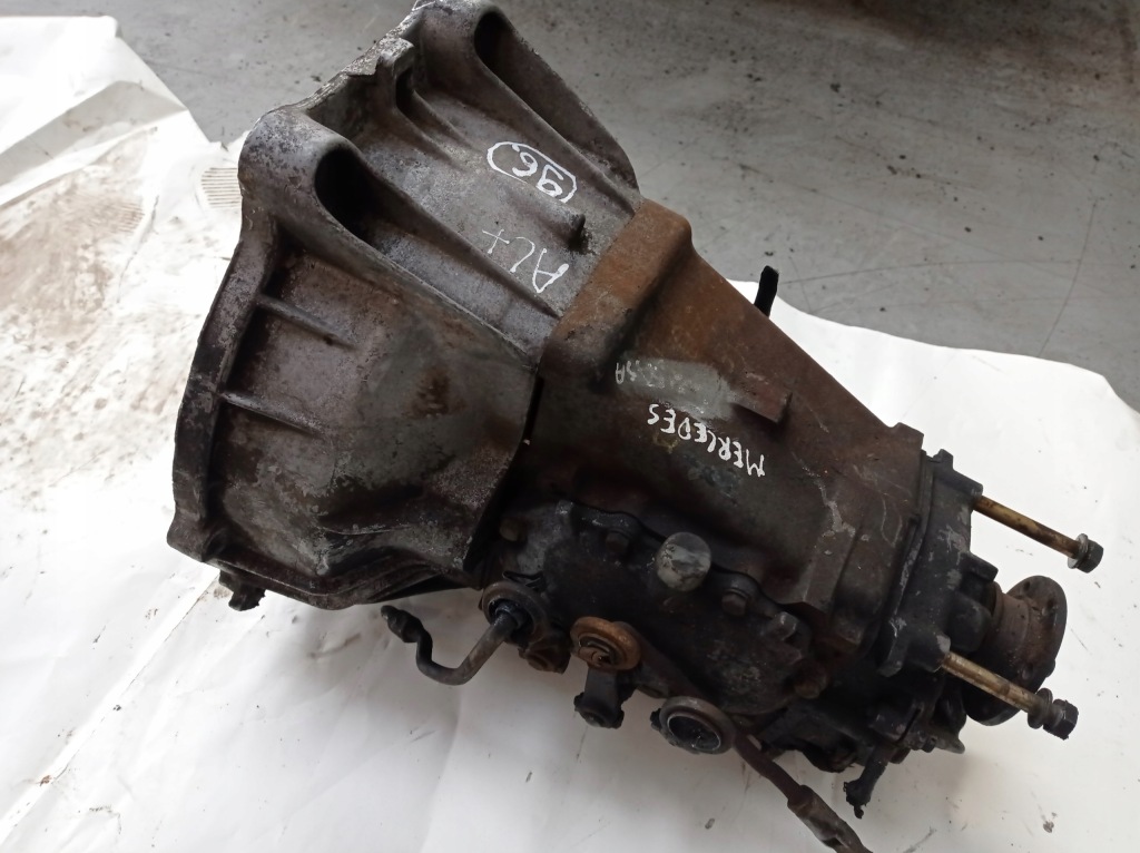 Коробка передач передач mercedes 1152612501 Цена
