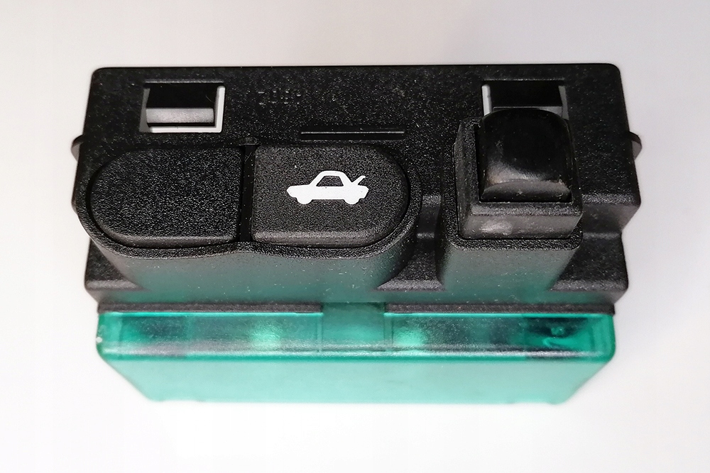 фото №1, Alfa romeo 155 лампа бардачка оригинальный номер 716339080