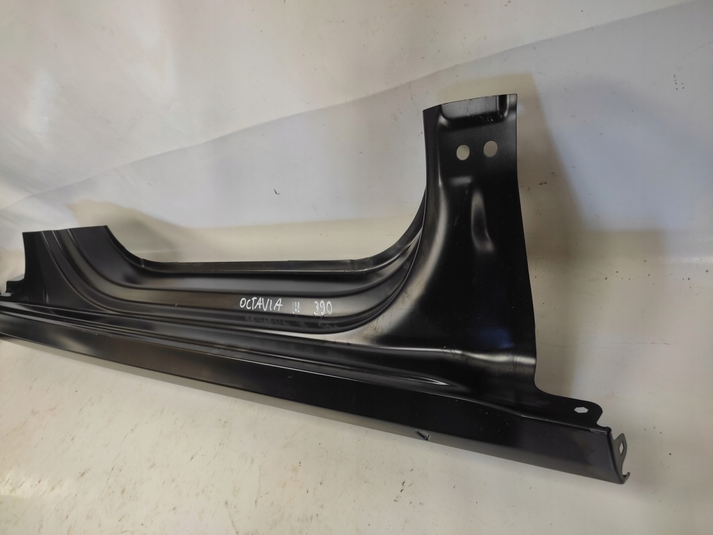 фото №6, Skoda octavia iv 5e порог правый обшивка блок двигателя 2019- 2020-