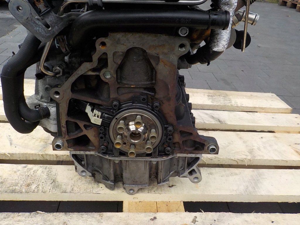 Golf v caddy audi a3 8p 09r 1.9 tdi 105km двигатель bls комплектный  film Цена