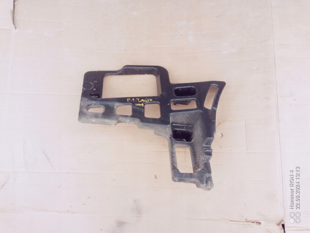 фото №1, Напрямна бампера правий задня talisman kombi od 16r.