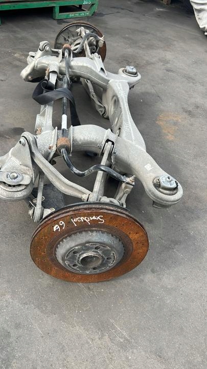 Задняя oś mercedes-benz klasa s 2015 a2223506502 в Украине