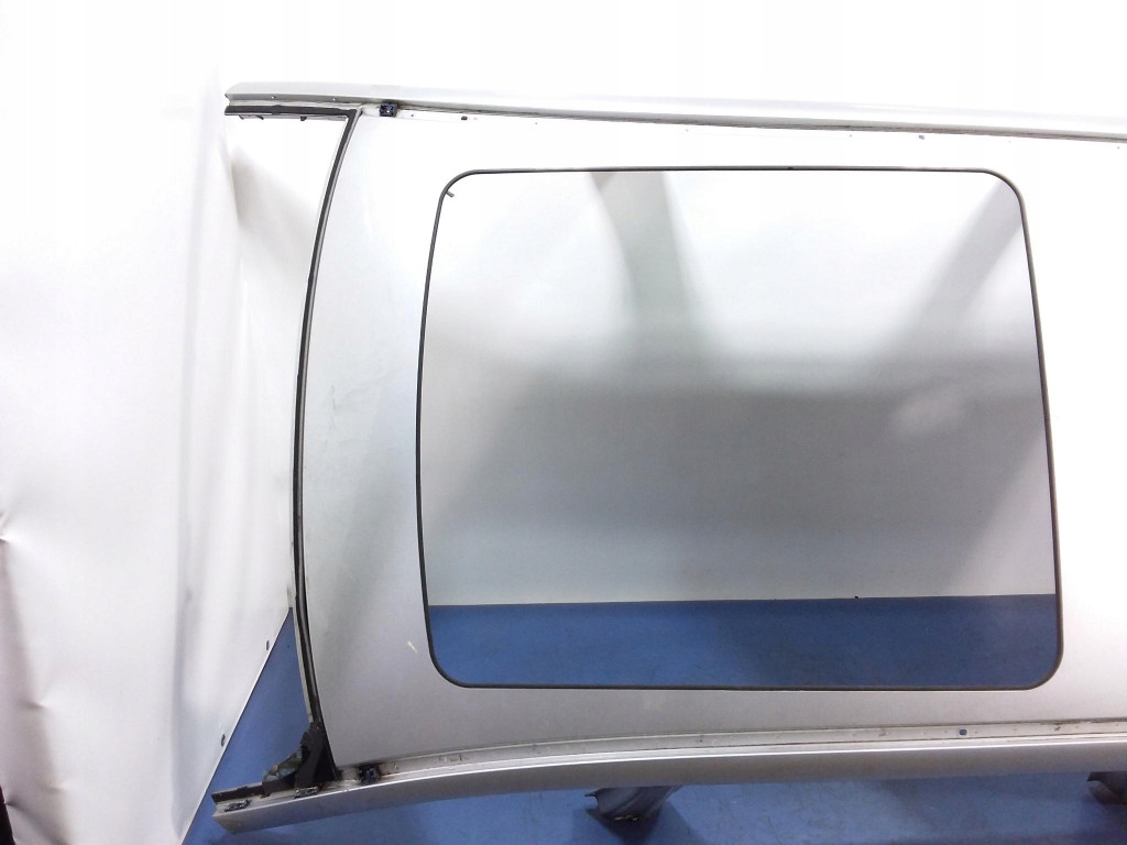 фото №4, Bmw5 f11 крыша люк панорама