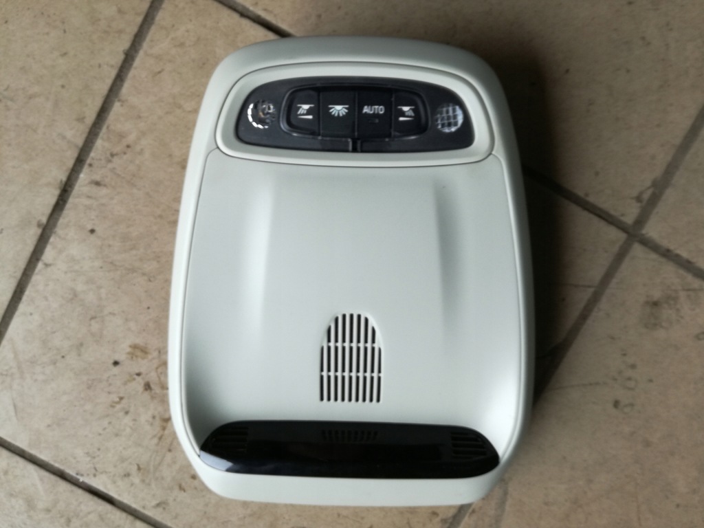 фото №1, Volvo v40 ii 2012 - 2019 rok лампа освітлення кабіни 31398259