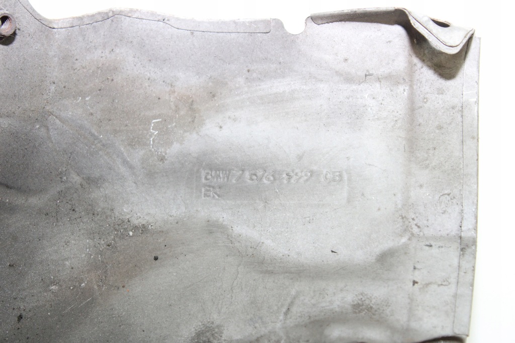 фото №5, Bmw f01 f02 750i n63 4.4i защита тепловая выхлоп турбина