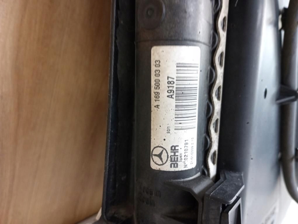 Mercedes b-klasa w245 рестайлінг  радіатор радіатор вентилятор 1.5 b a1695000303 Оригінал