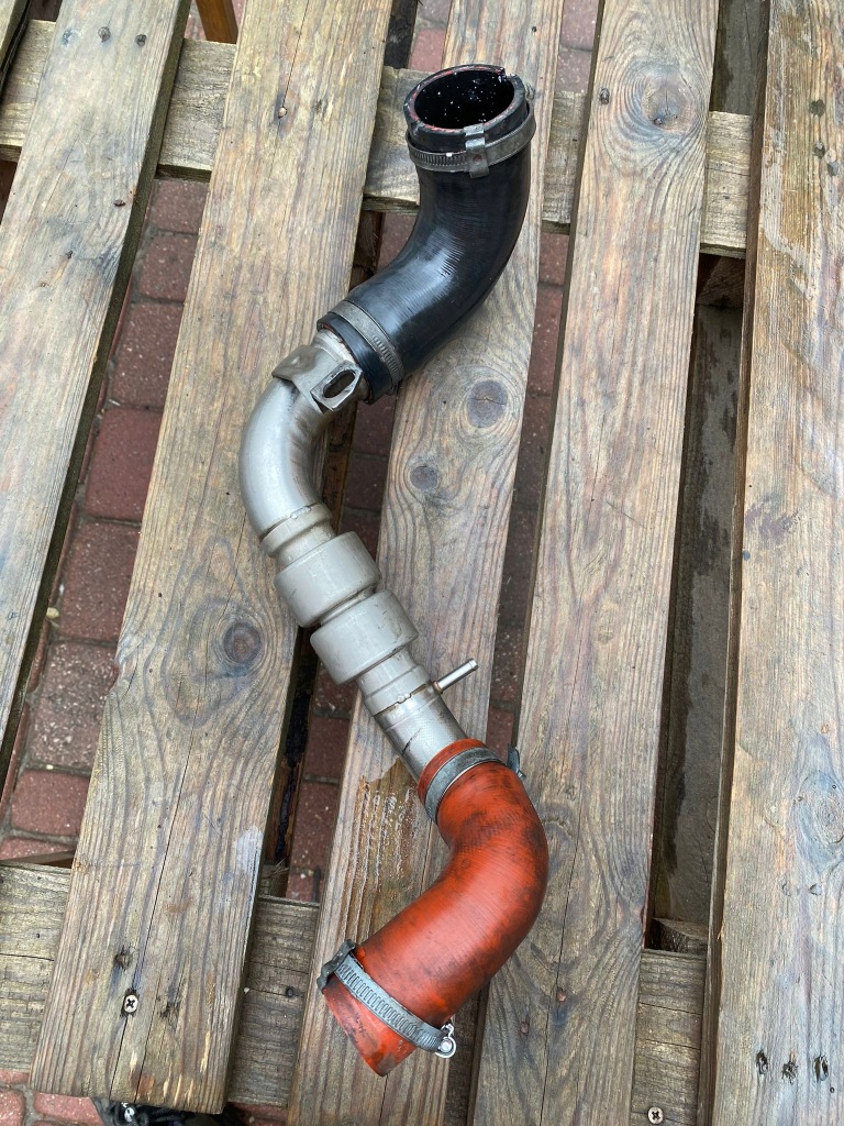 Купити Jaguar xf i x250 3.0 tdv6 труба шланг впуску