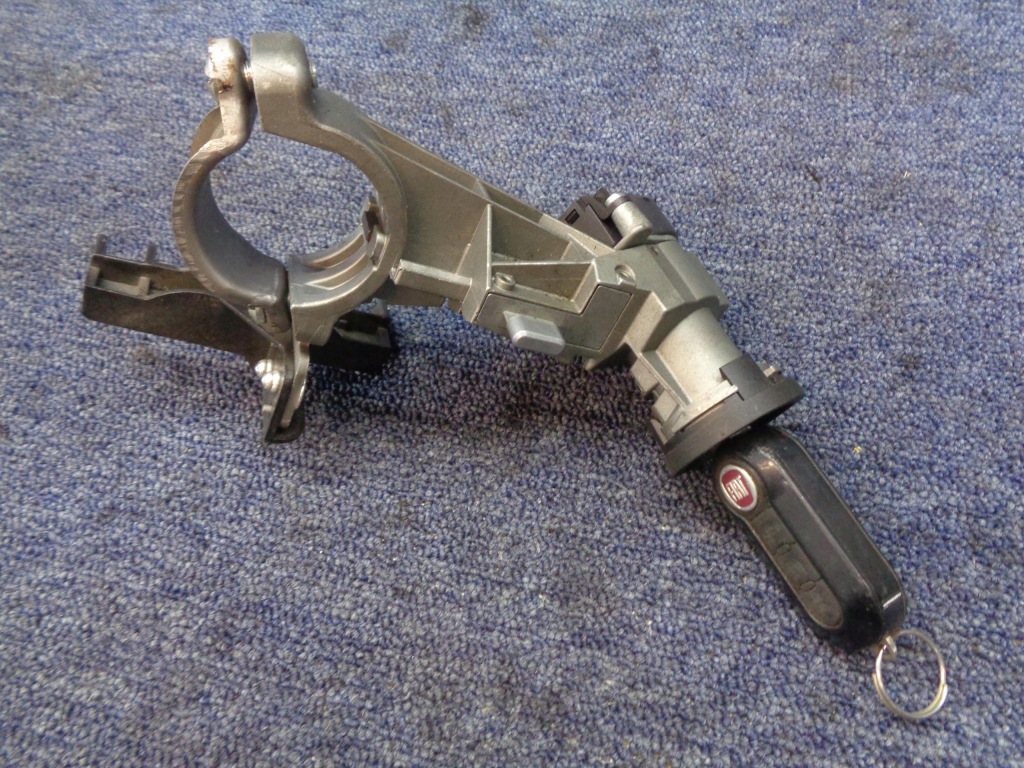 фото №13, Бортовий комп'ютер замок запалювання bsi fiat doblo 2 ii 1.3 16v m-jet euro 5 2010-