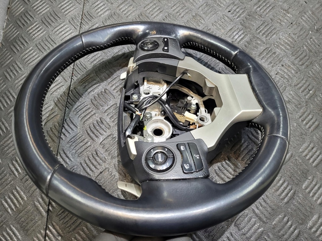 Руль мультифункция круиз-контроль лепестки переключения lexus is 3 3 300 h is300h Недорого