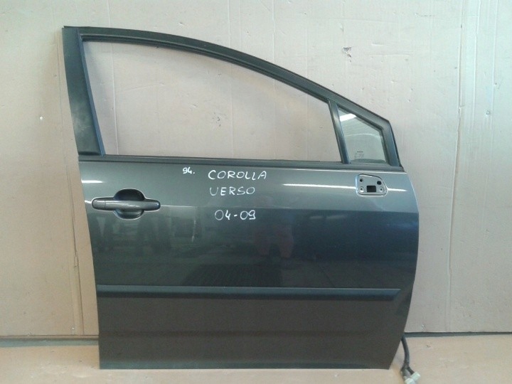 фото №1, Toyota corolla 2004 verso дверь правое перед