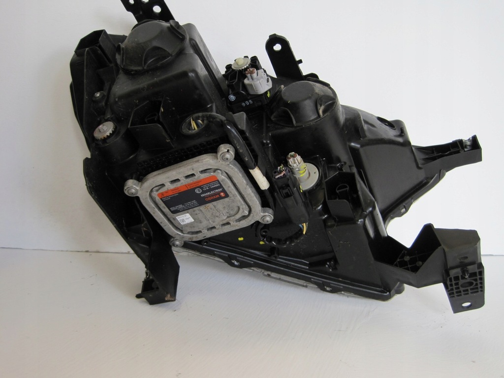 фото №10, Лампа права ford ranger iv bixenon