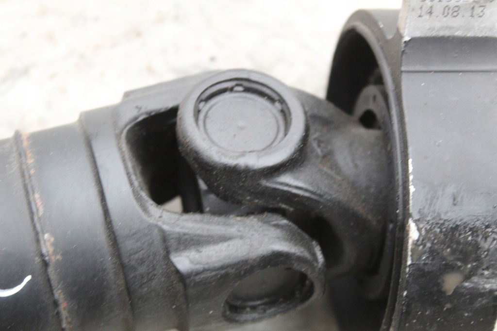 фото №7, Wał привідний bmw f30 f31 2.0d 318d механічна коробка передач 7600183