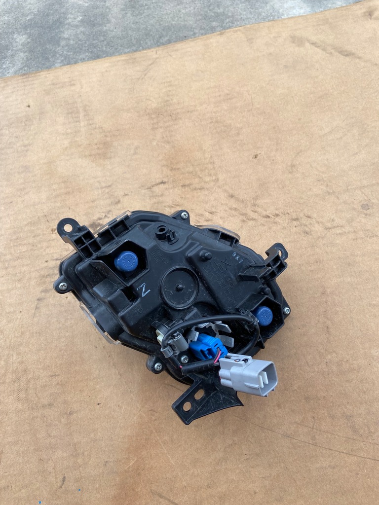 фото №2, Lexus ux протитуманна фара led drl правий