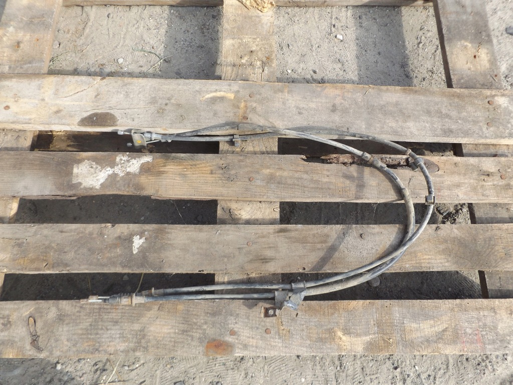 фото №1, Mazda ii 2 de троси гальма ручного