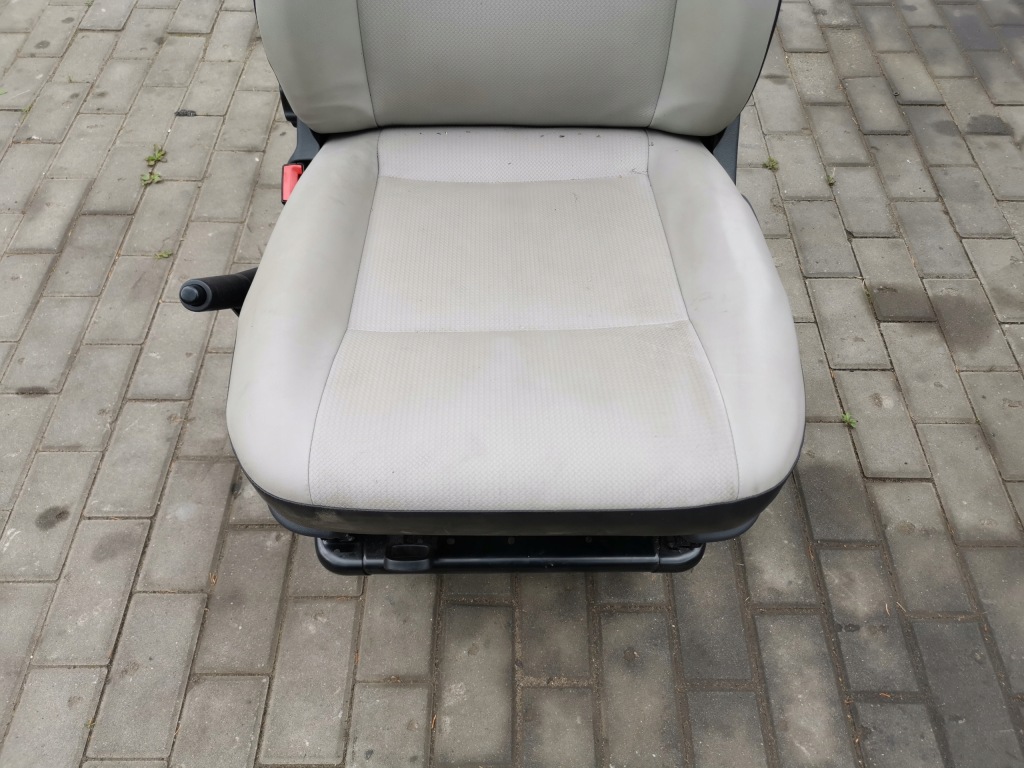 фото №5, Сиденье водителя левый пассажира правый перед vw transporter t5 t6