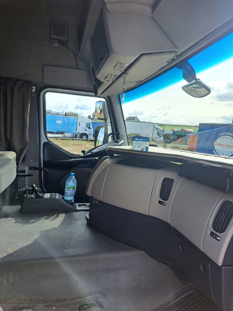 Кабина комплектная renault premium dxi lift автоматическая коробка передач с Разборки