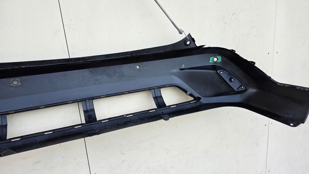 фото №10, Бампер задний нижний накладка dół бампера toyota corolla cross
