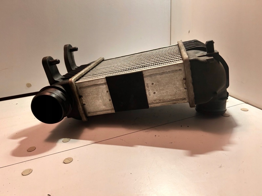 Купить Интеркулер 04-11prawy audi a6 c6 4f0 145 806 r