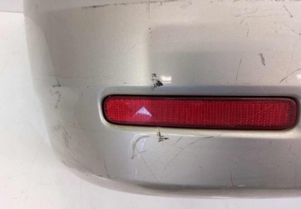 Купити 52159-13170 бампер задній toyota corolla verso 1 e120 2001-2004