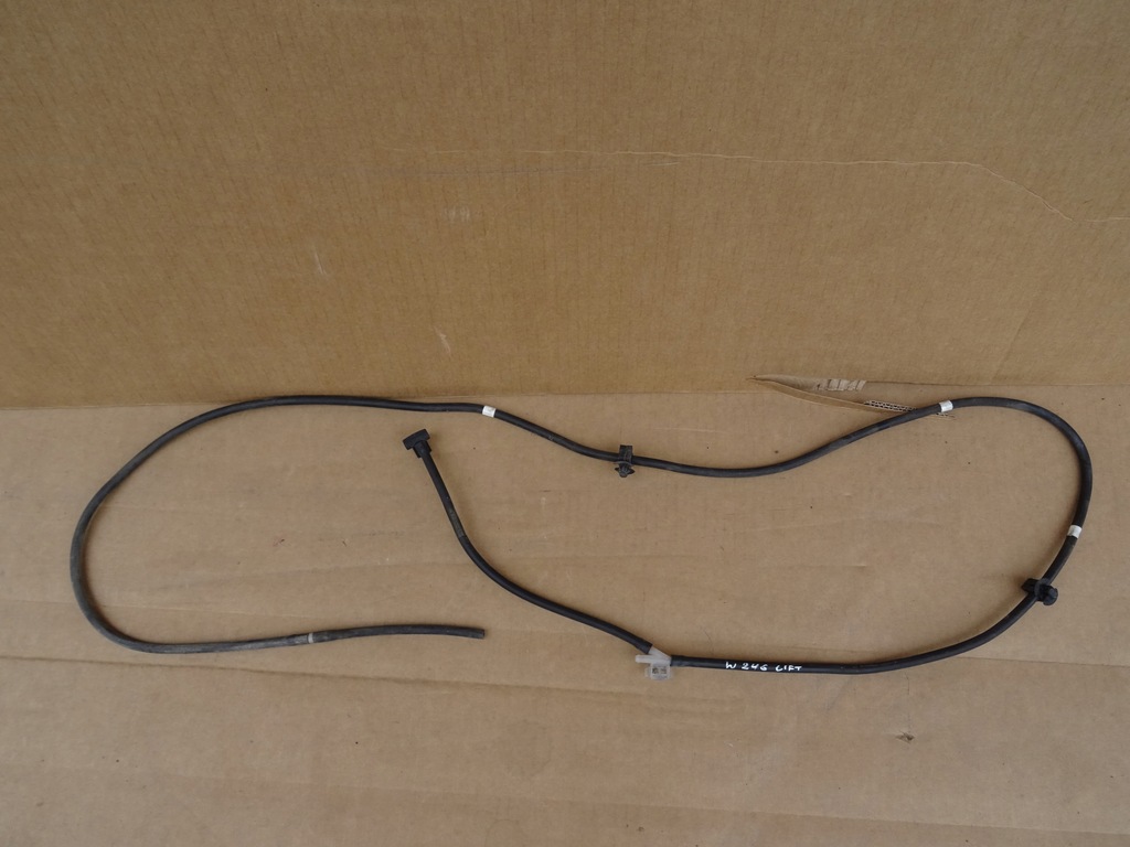 фото №1, Mercedes b-klasa w246 шланг омывателя