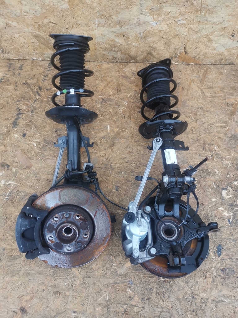 фото №1, Амортизатор поворотный кулак правая renault megane iv