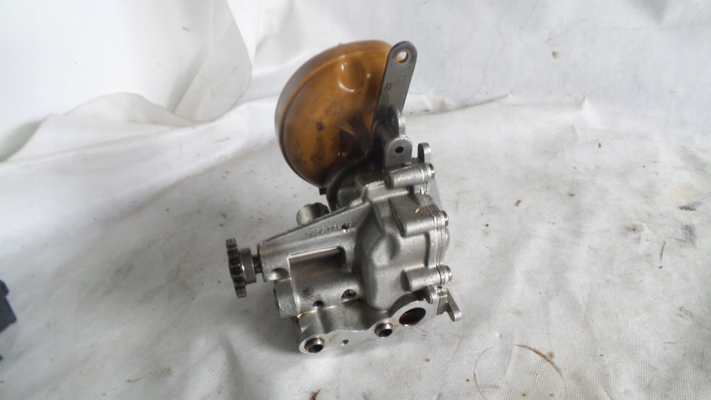 Насос масляна маслоприймач nissan micra k14 2020r 150107908r dacia renault 0.9 1.2 в Україні