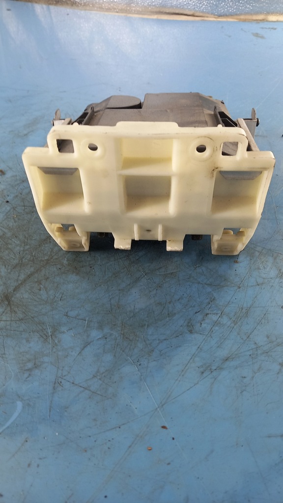 фото №1, Усилитель радио volvo v50 s40 ii 06r