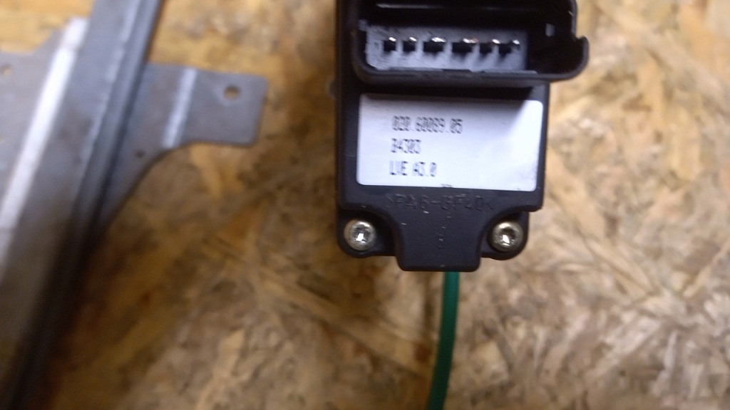 Купити Citroen c8 2,0 16v 2004 підйомник скло el