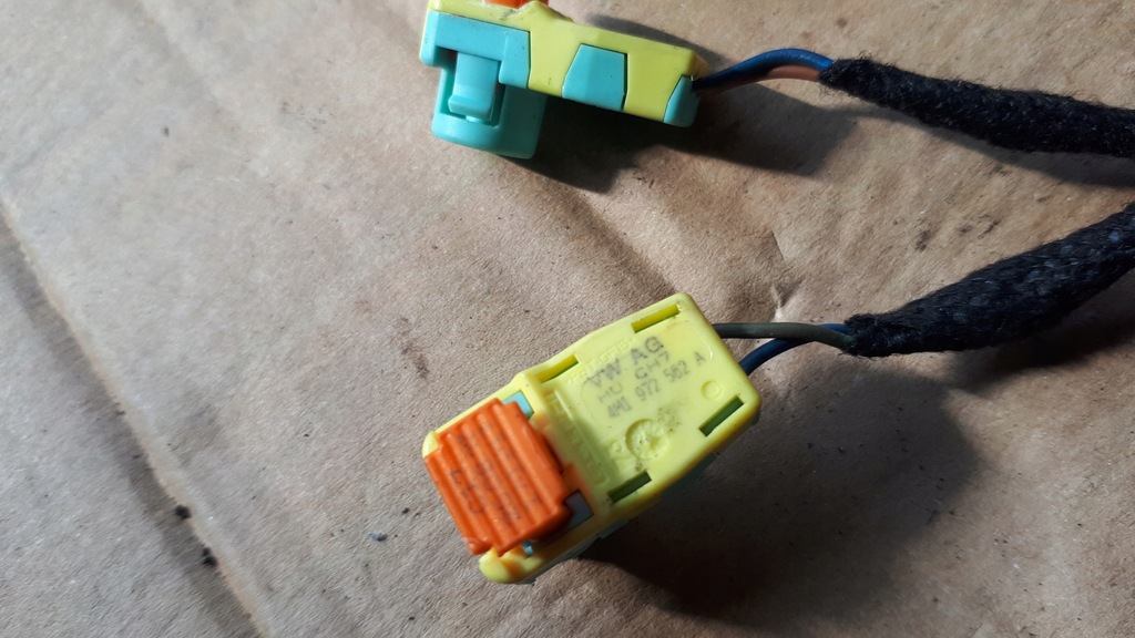 фото №7, S4 b9 a4 8w штекер колодка подушка безопасности 4m1972562a a5 8w