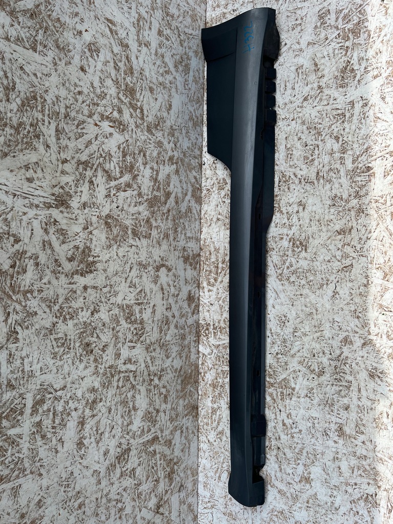 фото №1, Молдинг порог порог левая audi tt 8s 8s0