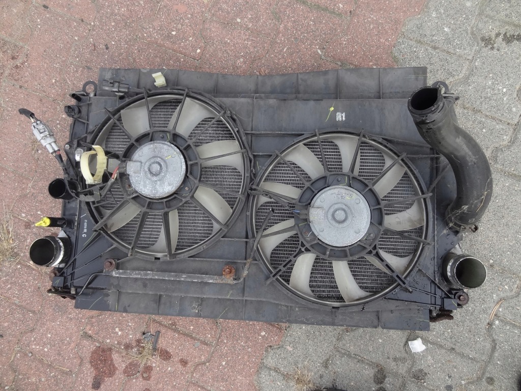 Купить Комплект радиатор auris i 2.2 d jd127100-2542