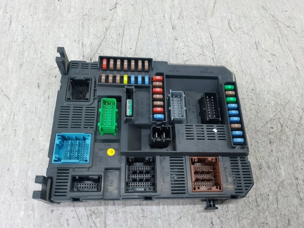 Купить Модуль bsi peugeot 301 9678355880 bsin02 1.2 vti